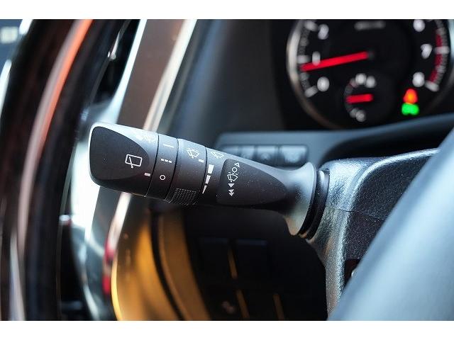 ヴェルファイア ２．５Ｚ　Ａエディション　ゴールデンアイズ　ワンオーナー　純正大型ナビ　フルセグ　Ｂｌｕｅｔｏｏｔｈ　バックカメラ　フリップダウンモニター　衝突軽減ブレーキ　レーダークルーズコントロール　両側パワースライドドア　クリアランスソナー　ハーフレザー（7枚目）