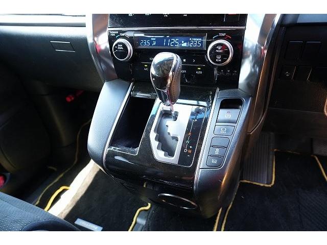 ヴェルファイア ２．５Ｚ　Ａエディション　ゴールデンアイズ　ワンオーナー　純正大型ナビ　フルセグ　Ｂｌｕｅｔｏｏｔｈ　バックカメラ　フリップダウンモニター　衝突軽減ブレーキ　レーダークルーズコントロール　両側パワースライドドア　クリアランスソナー　ハーフレザー（12枚目）