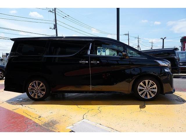 ヴェルファイア ２．５Ｚ　Ａエディション　ゴールデンアイズ　ワンオーナー　純正大型ナビ　フルセグ　Ｂｌｕｅｔｏｏｔｈ　バックカメラ　フリップダウンモニター　衝突軽減ブレーキ　レーダークルーズコントロール　両側パワースライドドア　クリアランスソナー　ハーフレザー（25枚目）