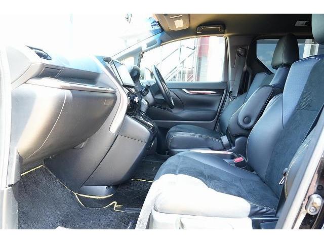 ヴェルファイア ２．５Ｚ　Ａエディション　ゴールデンアイズ　ワンオーナー　純正大型ナビ　フルセグ　Ｂｌｕｅｔｏｏｔｈ　バックカメラ　フリップダウンモニター　衝突軽減ブレーキ　レーダークルーズコントロール　両側パワースライドドア　クリアランスソナー　ハーフレザー（49枚目）