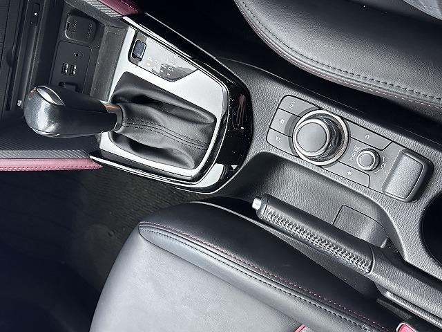 ＣＸ－３ ＸＤ　ツーリング　純正ＳＤナビ　フルセグＴＶ　Ｂｌｕｅｔｏｏｔｈオーディオ　バックカメラ　衝突被害軽減ブレーキ　レーンアシスト　ヘッドアップディスプレイ　アダプティブクルーズコントロール　ブラインドスポット　ＥＴＣ（14枚目）