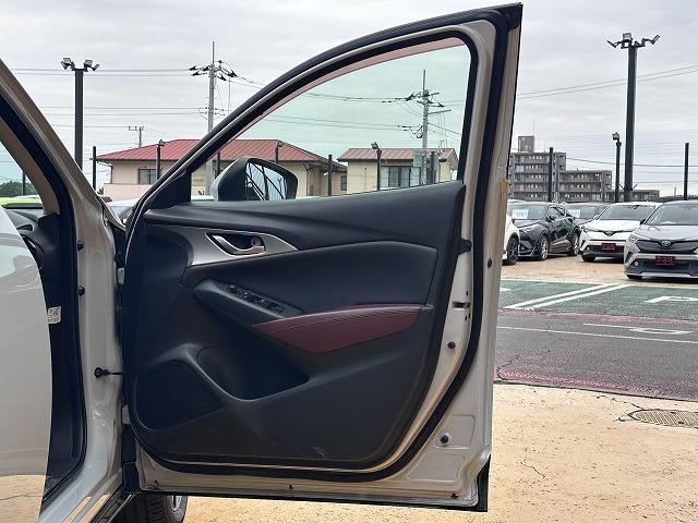 ＣＸ－３ ＸＤ　ツーリング　純正ＳＤナビ　フルセグＴＶ　Ｂｌｕｅｔｏｏｔｈオーディオ　バックカメラ　衝突被害軽減ブレーキ　レーンアシスト　ヘッドアップディスプレイ　アダプティブクルーズコントロール　ブラインドスポット　ＥＴＣ（24枚目）