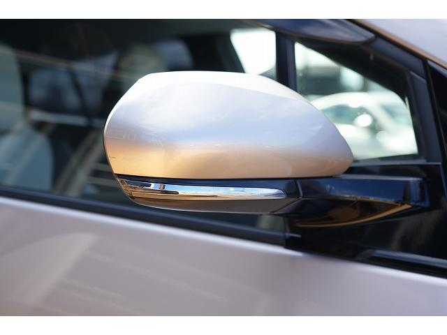 プリウスPHV Aプレミアム 純正11.6インチナビ フルセグTV Bluetooth ステアリングヒーター 衝突被害軽減ブレーキ レーンアシスト アクティブクルーズコントロール ヘッドアップ クリアランスソナー ETC2.0(4枚目)