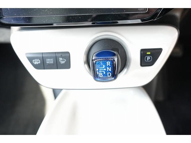 プリウスPHV Aプレミアム 純正11.6インチナビ フルセグTV Bluetooth ステアリングヒーター 衝突被害軽減ブレーキ レーンアシスト アクティブクルーズコントロール ヘッドアップ クリアランスソナー ETC2.0(6枚目)