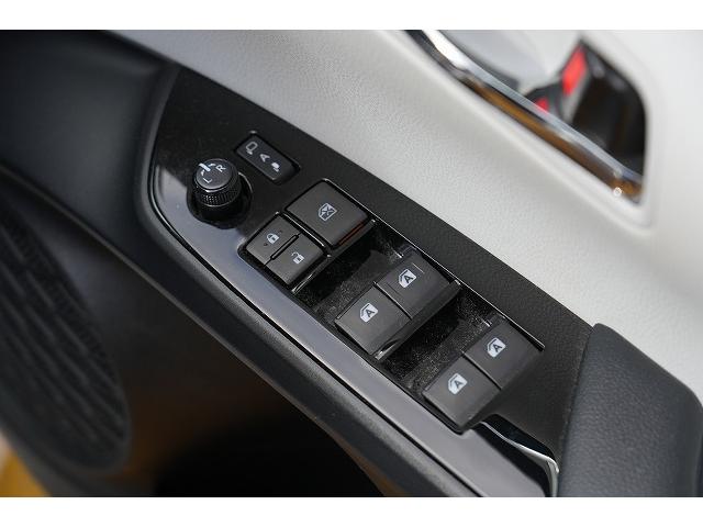 プリウスPHV Aプレミアム 純正11.6インチナビ フルセグTV Bluetooth ステアリングヒーター 衝突被害軽減ブレーキ レーンアシスト アクティブクルーズコントロール ヘッドアップ クリアランスソナー ETC2.0(9枚目)