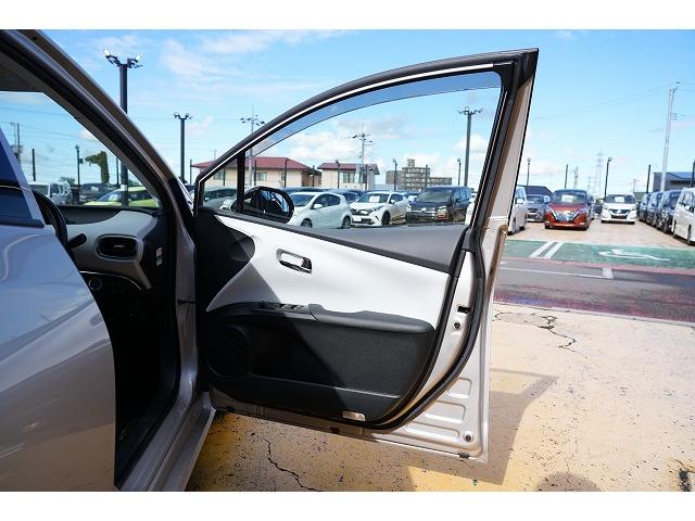 プリウスPHV Aプレミアム 純正11.6インチナビ フルセグTV Bluetooth ステアリングヒーター 衝突被害軽減ブレーキ レーンアシスト アクティブクルーズコントロール ヘッドアップ クリアランスソナー ETC2.0(28枚目)