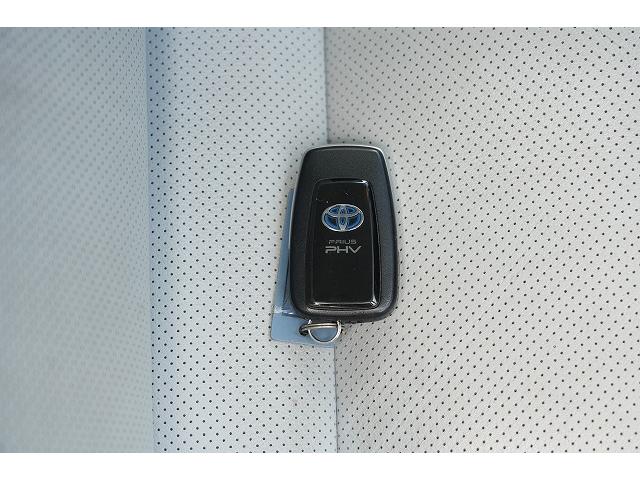プリウスPHV Aプレミアム 純正11.6インチナビ フルセグTV Bluetooth ステアリングヒーター 衝突被害軽減ブレーキ レーンアシスト アクティブクルーズコントロール ヘッドアップ クリアランスソナー ETC2.0(36枚目)