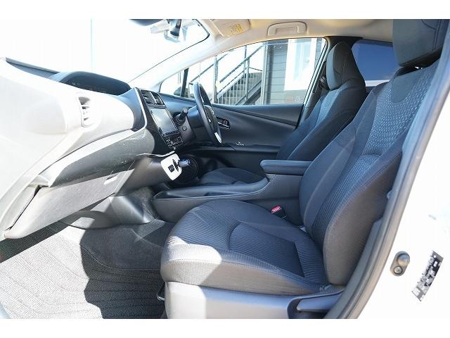 TOYOTA PRIUS S SAFETY PLUS
