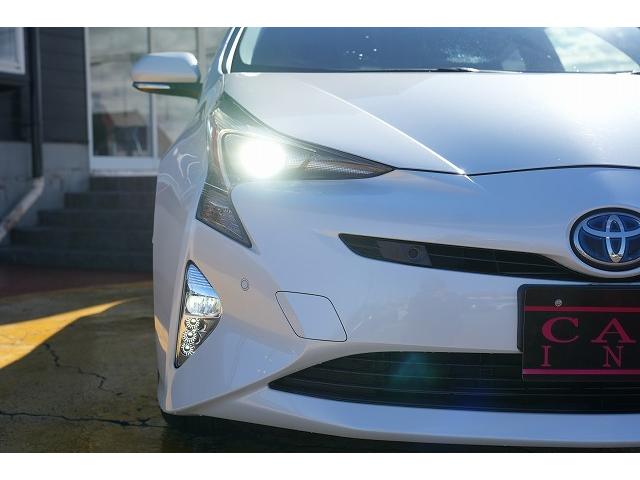 TOYOTA PRIUS S SAFETY PLUS