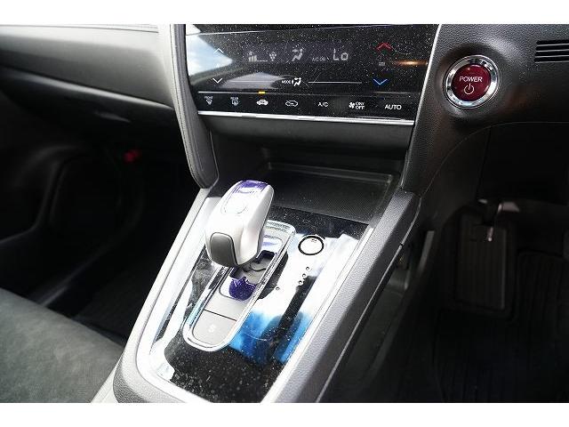 シャトル ハイブリッドX 純正メモリナビ フルセグTV Bluetoothオーディオ バックカメラ パドルシフト 衝突被害軽減ブレーキ オートクルーズコントロール LEDヘッドライト フォグライト ハーフレザーシート ETC(11枚目)