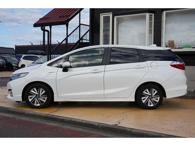 シャトル ハイブリッドX 純正メモリナビ フルセグTV Bluetoothオーディオ バックカメラ パドルシフト 衝突被害軽減ブレーキ オートクルーズコントロール LEDヘッドライト フォグライト ハーフレザーシート ETC(17枚目)