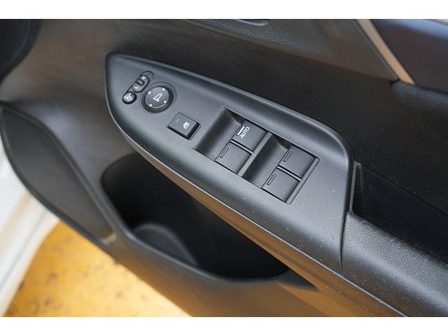 シャトル ハイブリッドX 純正メモリナビ フルセグTV Bluetoothオーディオ バックカメラ パドルシフト 衝突被害軽減ブレーキ オートクルーズコントロール LEDヘッドライト フォグライト ハーフレザーシート ETC(29枚目)