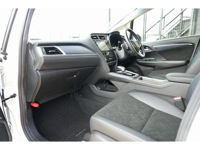 シャトル ハイブリッドX 純正メモリナビ フルセグTV Bluetoothオーディオ バックカメラ パドルシフト 衝突被害軽減ブレーキ オートクルーズコントロール LEDヘッドライト フォグライト ハーフレザーシート ETC(41枚目)