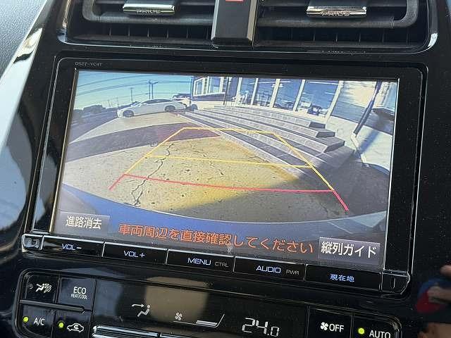 プリウス Aツーリングセレクション 衝突軽減ブレーキ レーンアシスト パーキングアシスト 追従クルーズコントロール ブラインドスポットモニター 純正9インチナビ バックカメラ フルセグ Bluetooth LEDヘッドライト ETC(14枚目)