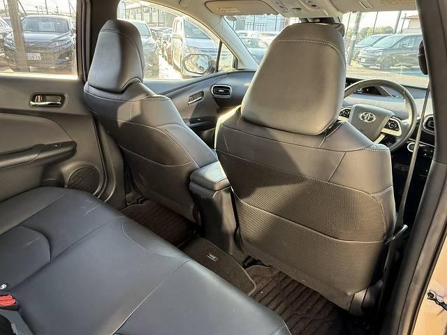 プリウス Aツーリングセレクション 衝突軽減ブレーキ レーンアシスト パーキングアシスト 追従クルーズコントロール ブラインドスポットモニター 純正9インチナビ バックカメラ フルセグ Bluetooth LEDヘッドライト ETC(34枚目)