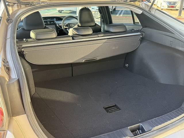 プリウス Aツーリングセレクション 衝突軽減ブレーキ レーンアシスト パーキングアシスト 追従クルーズコントロール ブラインドスポットモニター 純正9インチナビ バックカメラ フルセグ Bluetooth LEDヘッドライト ETC(37枚目)