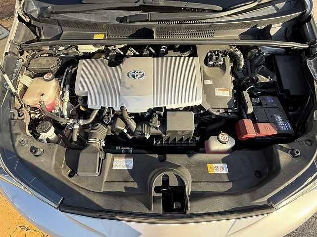 プリウス Aツーリングセレクション 衝突軽減ブレーキ レーンアシスト パーキングアシスト 追従クルーズコントロール ブラインドスポットモニター 純正9インチナビ バックカメラ フルセグ Bluetooth LEDヘッドライト ETC(50枚目)