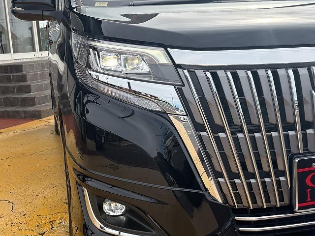 エスクァイア ハイブリッドＧｉ　モデリスタエアロ　両側パワースライドドア　純正ＳＤナビ　フルセグ　Ｂｌｕｅｔｏｏｔｈ　バックカメラ　フリップダウンモニター　衝突被害軽減ブレーキ　レーンアシスト　ＥＴＣ（47枚目）