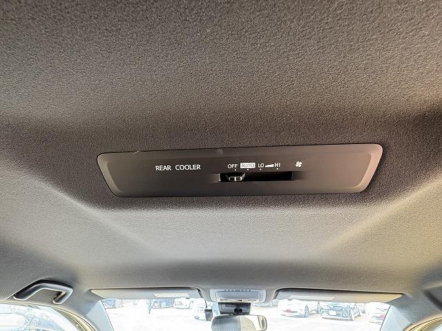 ノア  両側パワースライドドア 純正SDナビ フルセグTV Bluetoothオーディオ バックカメラ 衝突被害軽減ブレーキ レーンアシスト オートクルーズコントロール LEDヘッドライト オートハイビーム(12枚目)