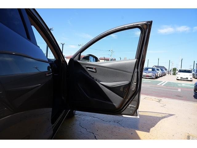 デミオ ＸＤツーリング　ブレーキサポート　ヘッドアップディスプレイ　クルーズコントロール　純正ＳＤナビ　バックカメラ　Ｂｌｕｅｔｏｏｔｈ　フルセグ　純正１６アルミホイール　アイドリングストップ　ＬＥＤヘッドライト　ＥＴＣ（32枚目）