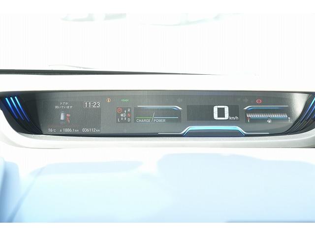 フリードハイブリッド ハイブリッド・Gホンダセンシング 両側パワースライドドア 社外ナビ Bluetooth バックカメラ 衝突軽減ブレーキ レーンアシスト レーダークルーズコントロール ハーフレザーシート ビルトインETC(8枚目)