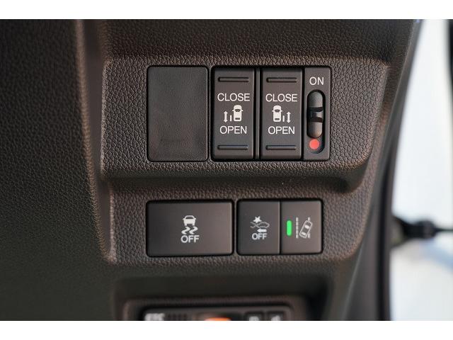 フリードハイブリッド ハイブリッド・Gホンダセンシング 両側パワースライドドア 社外ナビ Bluetooth バックカメラ 衝突軽減ブレーキ レーンアシスト レーダークルーズコントロール ハーフレザーシート ビルトインETC(9枚目)