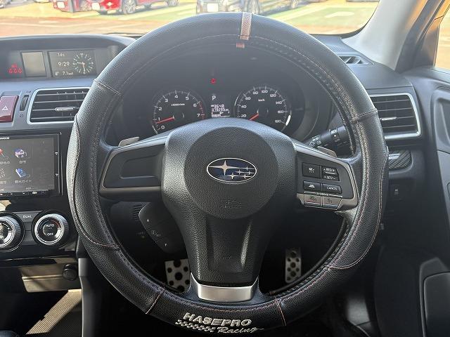 フォレスター 2.0XT アイサイト 4WD パドルシフト バックカメラ アクティブクルーズコントロール レーンアシスト 衝突被害軽減ブレーキ 純正ナビ バックカメラ Bluetoothオーディオ フルセグ ハーフレザーシート(3枚目)