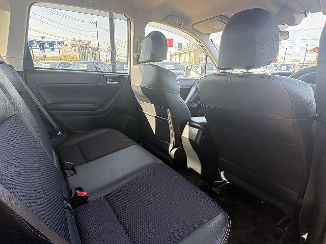 フォレスター 2.0XT アイサイト 4WD パドルシフト バックカメラ アクティブクルーズコントロール レーンアシスト 衝突被害軽減ブレーキ 純正ナビ バックカメラ Bluetoothオーディオ フルセグ ハーフレザーシート(30枚目)