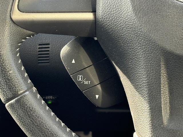 フォレスター 2.0XT アイサイト 4WD 衝突軽減ブレーキ レーンアシスト 追従クルーズコントロール パワーバックドア パワーシート 純正ナビ バックカメラ フルセグ Bluetooth シートヒーター HIDライト パドルシフト(5枚目)