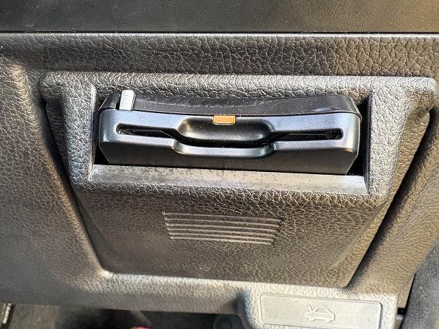 フォレスター 2.0XT アイサイト 4WD 衝突軽減ブレーキ レーンアシスト 追従クルーズコントロール パワーバックドア パワーシート 純正ナビ バックカメラ フルセグ Bluetooth シートヒーター HIDライト パドルシフト(10枚目)