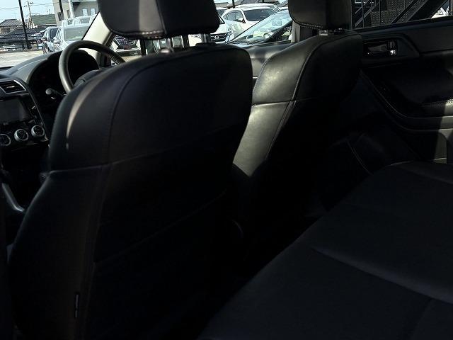 フォレスター 2.0XT アイサイト 4WD 衝突軽減ブレーキ レーンアシスト 追従クルーズコントロール パワーバックドア パワーシート 純正ナビ バックカメラ フルセグ Bluetooth シートヒーター HIDライト パドルシフト(39枚目)