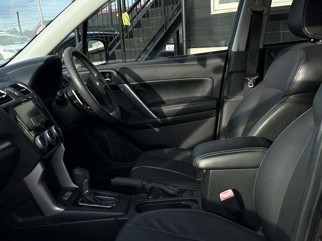 フォレスター 2.0XT アイサイト 4WD 衝突軽減ブレーキ レーンアシスト 追従クルーズコントロール パワーバックドア パワーシート 純正ナビ バックカメラ フルセグ Bluetooth シートヒーター HIDライト パドルシフト(41枚目)