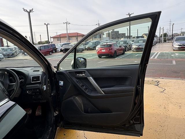 フォレスター 2.0XT アイサイト 4WD 衝突軽減ブレーキ レーンアシスト 追従クルーズコントロール パワーバックドア パワーシート 純正ナビ バックカメラ フルセグ Bluetooth シートヒーター HIDライト パドルシフト(47枚目)