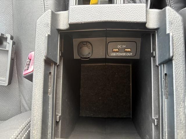 フォレスター 2.0XT アイサイト 4WD 衝突軽減ブレーキ レーンアシスト 追従クルーズコントロール パワーバックドア パワーシート 純正ナビ バックカメラ フルセグ Bluetooth シートヒーター HIDライト パドルシフト(58枚目)