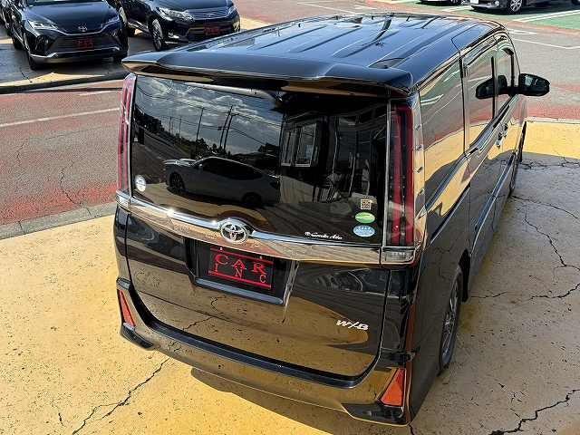 ノア Si ダブルバイビーII 両側パワースライドドア 衝突軽減ブレーキ レーンアシスト クルーズコントロール クリアランスソナー オートハイビーム 純正ナビ フルセグTV Bluetooth LEDヘッドライト ステアスイッチ(23枚目)