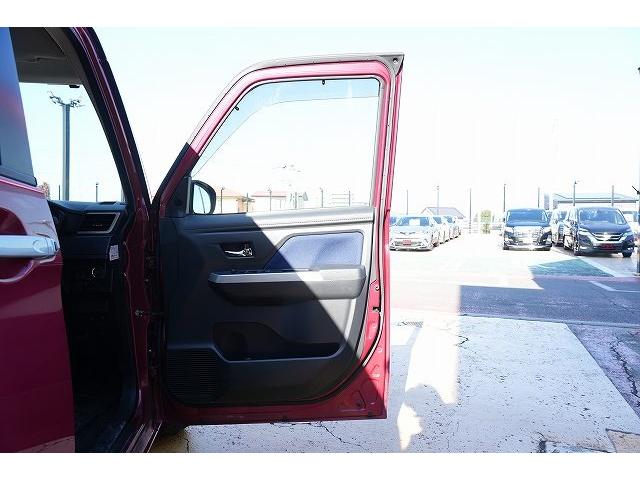 タンク カスタムＧ　Ｓ　ワンオーナー　両側パワースライドドア　衝突軽減ブレーキ　レーンアシスト　クルーズコントロール　シートヒーター　純正ナビ　バックカメラＢｌｕｅｔｏｏｔｈ　フルセグ　ビルトインＥＴＣ　ステアリングリモコン（29枚目）