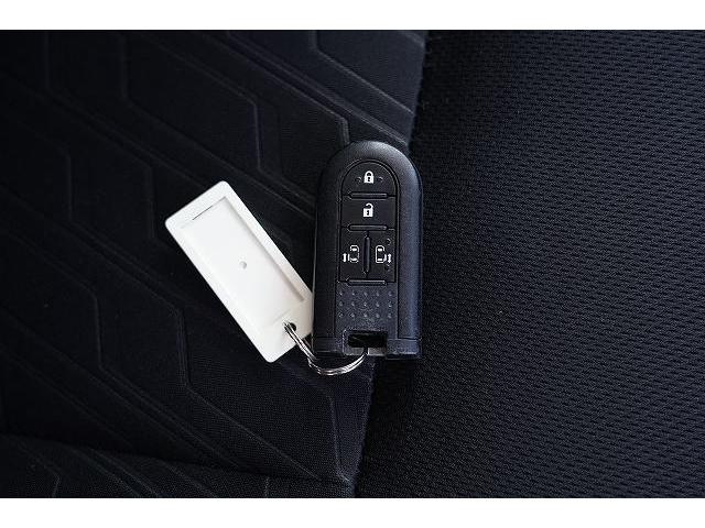 タンク カスタムＧ　Ｓ　ワンオーナー　両側パワースライドドア　衝突軽減ブレーキ　レーンアシスト　クルーズコントロール　シートヒーター　純正ナビ　バックカメラＢｌｕｅｔｏｏｔｈ　フルセグ　ビルトインＥＴＣ　ステアリングリモコン（31枚目）