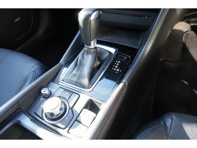 ★販売は勿論の事・買取・板金・車検・日常のメンテナンスから修理や保険、例えば事故を起こした後の対応等まで幅広くご相談に応じます！お気軽にスタッフまで★