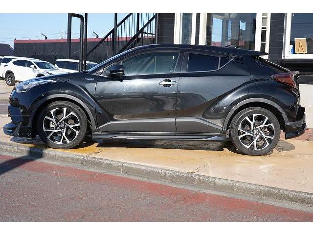 Ｃ－ＨＲ Ｇ　ＬＥＤエディション　モデリスタエアロ　バックカメラ　ブラインドスポット　クリアランスソナー　純正９インチナビ　レーンアシスト　衝突被害軽減ブレーキ　フルセグ　Ｂｌｕｅｔｏｏｔｈ　ブラインドスポット　シートヒーター（18枚目）