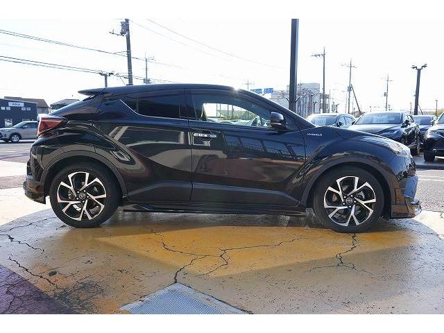 Ｃ－ＨＲ Ｇ　ＬＥＤエディション　モデリスタエアロ　バックカメラ　ブラインドスポット　クリアランスソナー　純正９インチナビ　レーンアシスト　衝突被害軽減ブレーキ　フルセグ　Ｂｌｕｅｔｏｏｔｈ　ブラインドスポット　シートヒーター（22枚目）