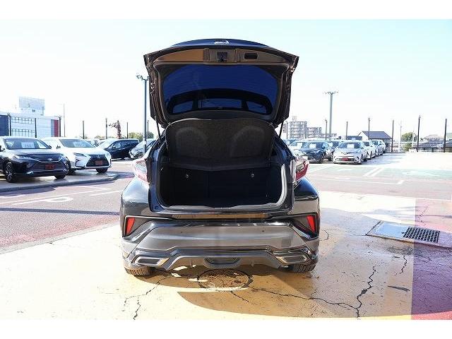 Ｃ－ＨＲ Ｇ　ＬＥＤエディション　モデリスタエアロ　バックカメラ　ブラインドスポット　クリアランスソナー　純正９インチナビ　レーンアシスト　衝突被害軽減ブレーキ　フルセグ　Ｂｌｕｅｔｏｏｔｈ　ブラインドスポット　シートヒーター（36枚目）