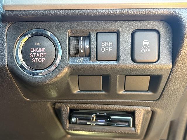 フォレスター ２．０ＸＴ　アイサイト　ブラインドスポット　ＳＴＩフロントリップ　純正７インチナビ　パドルシフト　バックカメラ　レーンアシスト　衝突被害軽減ブレーキ　Ｂｌｕｅｔｏｏｔｈオーディオ　フルセグ　社外アルミホイール　ＬＥＤライト（13枚目）