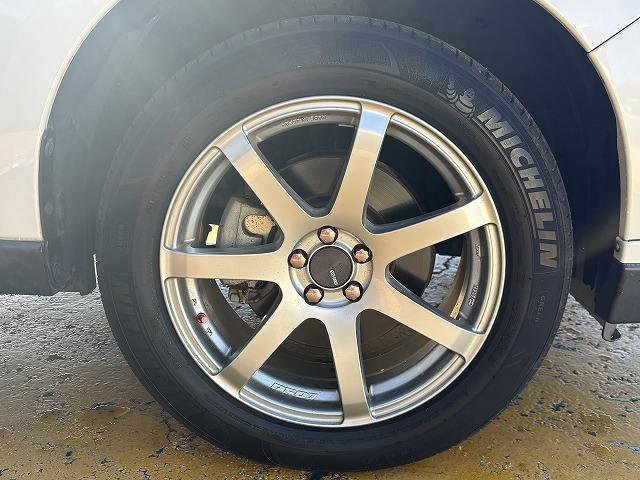 フォレスター ２．０ＸＴ　アイサイト　ブラインドスポット　ＳＴＩフロントリップ　純正７インチナビ　パドルシフト　バックカメラ　レーンアシスト　衝突被害軽減ブレーキ　Ｂｌｕｅｔｏｏｔｈオーディオ　フルセグ　社外アルミホイール　ＬＥＤライト（41枚目）