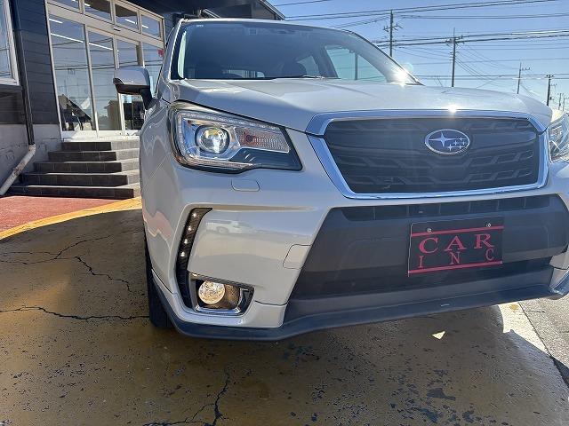 フォレスター ２．０ＸＴ　アイサイト　ブラインドスポット　ＳＴＩフロントリップ　純正７インチナビ　パドルシフト　バックカメラ　レーンアシスト　衝突被害軽減ブレーキ　Ｂｌｕｅｔｏｏｔｈオーディオ　フルセグ　社外アルミホイール　ＬＥＤライト（45枚目）