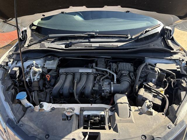 ヴェゼル ハイブリッドＺ　パドルシフト　純正８インチナビ　バックカメラ　フルセグ　衝突被害軽減ブレーキ　Ｂｌｕｅｔｏｏｔｈオーディオ　オートクルーズコントロール　ハーフレザーシート　シートヒーター　ＬＥＤライト　ＥＴＣ（47枚目）