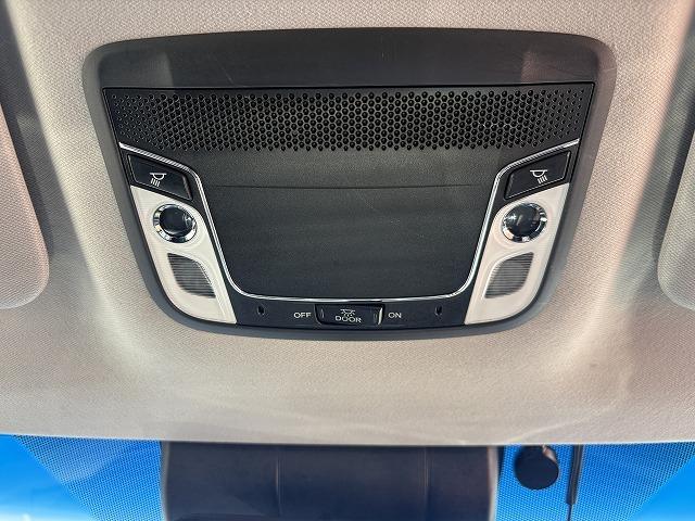 ヴェゼル ハイブリッドＺ　パドルシフト　純正８インチナビ　バックカメラ　フルセグ　衝突被害軽減ブレーキ　Ｂｌｕｅｔｏｏｔｈオーディオ　オートクルーズコントロール　ハーフレザーシート　シートヒーター　ＬＥＤライト　ＥＴＣ（52枚目）