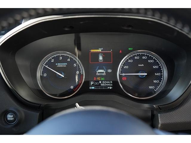 フォレスター アドバンス　４ＷＤ　衝突軽減ブレーキ　レーンアシスト　ブラインドスポット　純正８インチナビ　Ｂｌｕｅｔｏｏｔｈ　バックカメラ　フルセグ　アダプティブクルーズコントロール　純正１８ＡＷ　ＥＴＣ（8枚目）