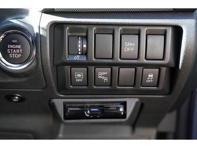 フォレスター アドバンス　４ＷＤ　衝突軽減ブレーキ　レーンアシスト　ブラインドスポット　純正８インチナビ　Ｂｌｕｅｔｏｏｔｈ　バックカメラ　フルセグ　アダプティブクルーズコントロール　純正１８ＡＷ　ＥＴＣ（9枚目）