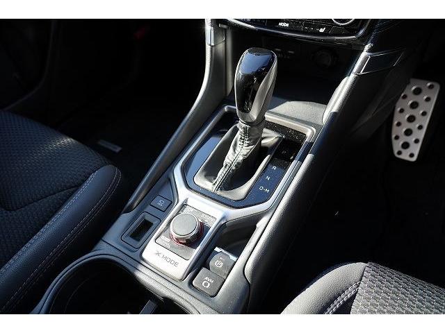 フォレスター アドバンス　４ＷＤ　衝突軽減ブレーキ　レーンアシスト　ブラインドスポット　純正８インチナビ　Ｂｌｕｅｔｏｏｔｈ　バックカメラ　フルセグ　アダプティブクルーズコントロール　純正１８ＡＷ　ＥＴＣ（10枚目）