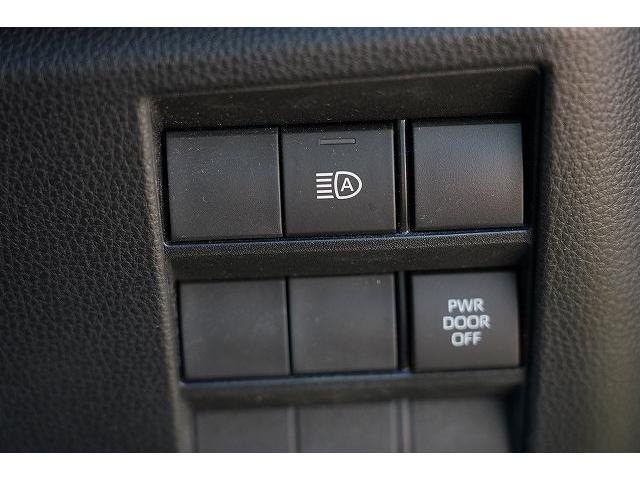 ノア Ｓ－Ｚ　両側パワスラ　衝突軽減ブレーキ　レーンアシスト　クリアランスソナー　純正ナビ　Ｂｌｕｅｔｏｏｔｈ　バックカメラ　フルセグ　アダプティブクルーズコントロール　純正アルミホイール　ビルトインＥＴＣ２．０（9枚目）